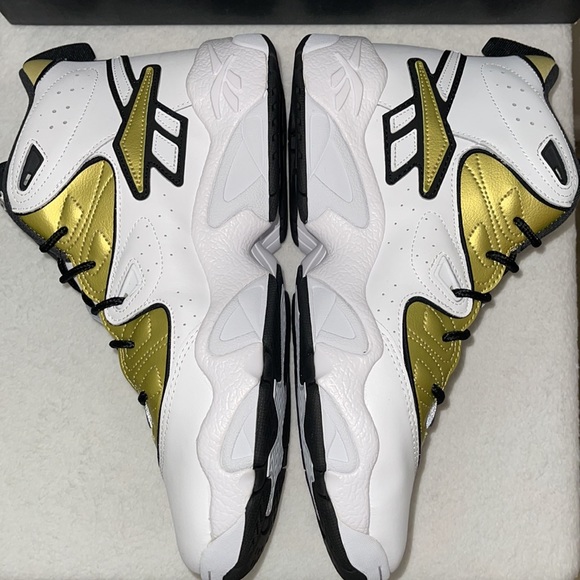 Retro Reebok Avant Guard Clyde Drexler Sneakers - Picture 4 of 8